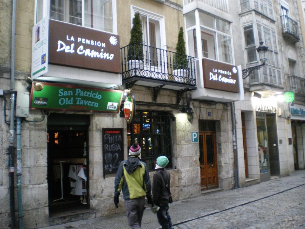 La Pension Del Camino Burgos Exterior photo